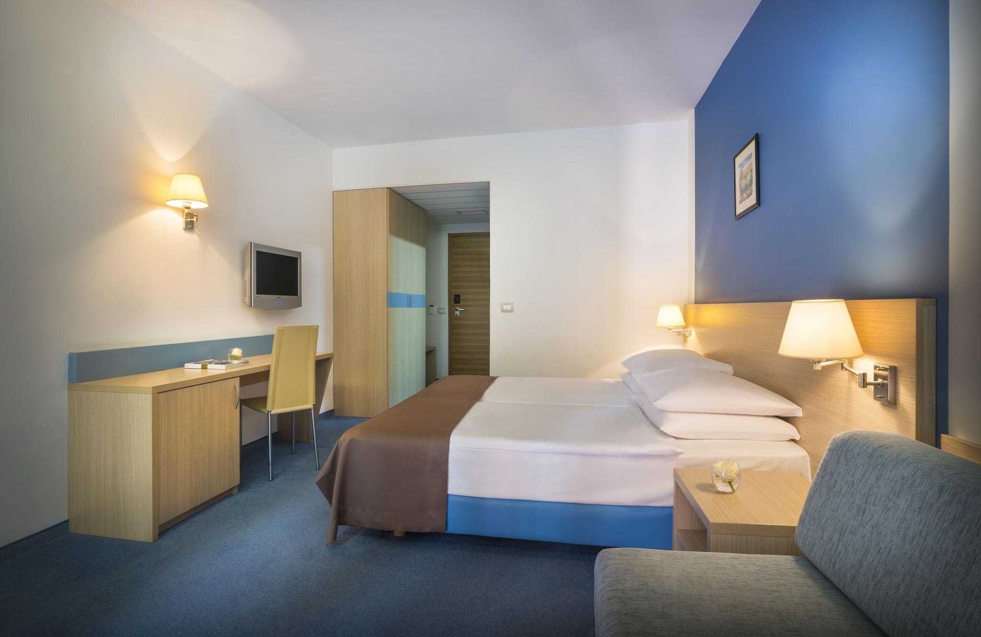 เรมิเซนส์ โฮเทล ลูซิยา Hotel ปอร์โตรอซ ภายนอก รูปภาพ