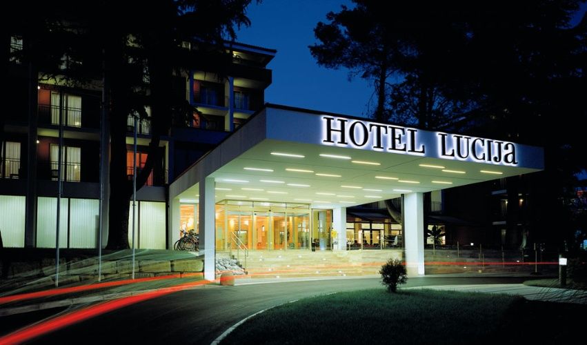 เรมิเซนส์ โฮเทล ลูซิยา Hotel ปอร์โตรอซ ภายนอก รูปภาพ
